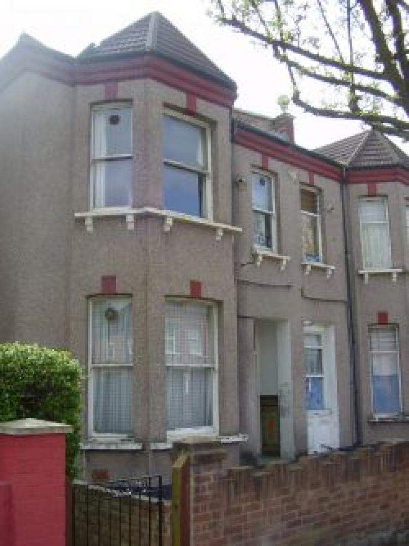 			1 Bedroom, 1 bath, 1 reception Flat			 Skardu Road, KILBURN NW2